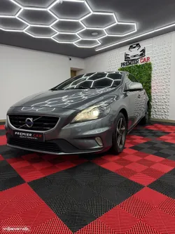 Volvo V40 2.0 D2 R-Design
