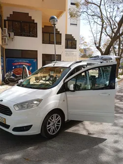 Ford Tourneo 1.0Gasolina(COMO NOVA-SÒ VISTO)Um Achado!
