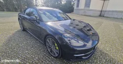 Porsche Panamera 4 E-Hybrid