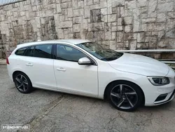 Volvo V60 2.0 D4 R-Design Momentum