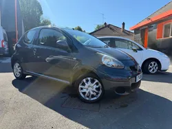 Toyota AYGO 1.0 VVT-I 68CH LES BLEUS 3P
