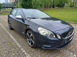 Volvo V60 D2 R-Design 1.6D c/ novo