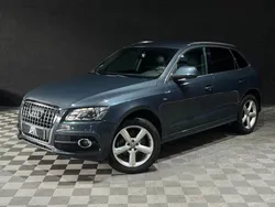 AUDI Q5 Quattro 2.0 TDI - S line - Boite auto - Feu led