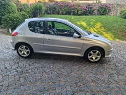 Peugeot 206 1.6 GTI NACIONAL C/REVISAO TOTAL