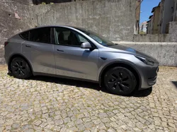 Tesla Model Y Y