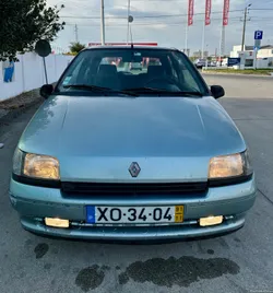 Renault Clio RT