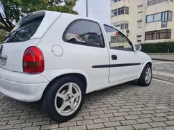 Opel Corsa 1.7d Motor Isuzu impecável