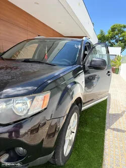 Mitsubishi Outlander 2.0 DI-D Invite 4WD
