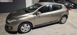 Renault megane 3 phase 2 1l5 dci 110cv garantie révisé CT OK 5places