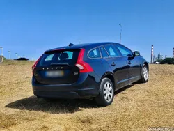 Volvo V60 D2