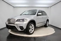 BMW X5 E70 LCI xDrive50i 407ch - 7 places Réservé aux professionnels : voyant moteur allumé, pert...