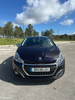 Peugeot 208 PureTech 82 Start & Stop Allure