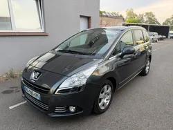 Peugeot 5008 2.0 Blue Hdi 150 ch 5 places