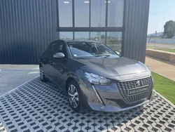 PEUGEOT 208 Active 1.2i PureTech 100cv PHASE 1 CourroieChangée2024