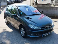 PEUGEOT 206 DEPOT VENTE 1.4 HDi Executive
