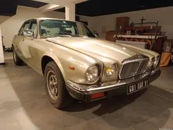 Jaguar Daimler Sovereign 4.2