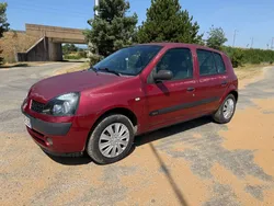 RENAULT CLIO 1.2i 16V Authentique