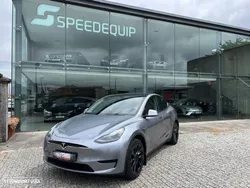 Tesla Model Y RWD