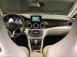 Mercedes-Benz CLA 180 (CDI) d Urban