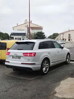 Audi Q7 3.0 tdi 272cv extended 7 places avus