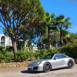 Porsche 911 Carrera 4S