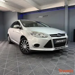 Ford Focus III 1600 105 TREND 5P - CLIM/RADARS/PNEUS NEUFS/DISTRIBUTION CHANGÉ - GARANTIE 3 MOIS