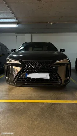 Lexus UX 250h F Sport