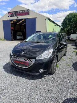 PEUGEOT 208 1.4 HDI 70cv