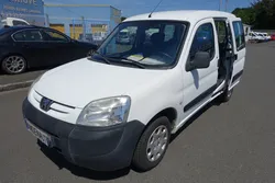 Peugeot partner break confort 1.6 hdi 75ch 2 portes laterales 5 places - 95405 km