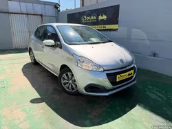 Peugeot 208 1.2 PureTech 68cv A/C+GPS