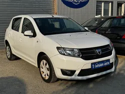 Dacia sandero 1.2 75 ch 2013