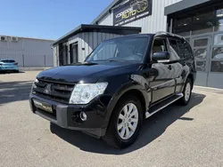 Mitsubishi PAJERO 3.2 DI-D200 FAP INSTYLE BA LONG/ 4 PNEUS ET REVISION NEUF /
