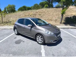 Peugeot 208 1.2 VTi Active