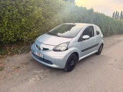Toyota AYGO 1.0i essence