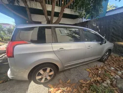 Peugeot 5008 1.6 Hdi 110 cv