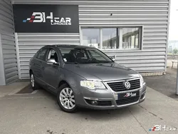 Volkswagen Passat 2.0 TDI 140 ch DSG6-Climatisation-Écran connecté