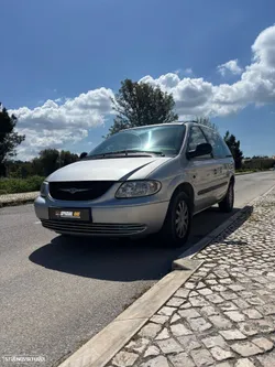 Chrysler Voyager 2.5 CRD SE