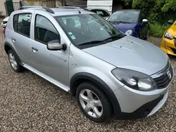 Dacia Sandero STEPWAY 1.5 DCI / Embrayage Neuf TB Etat