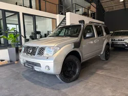 NISSAN PATHFINDER 2.5 dCi 171 7 PLACES Elégance + SNORKEL + AUTORADIO ALPINE