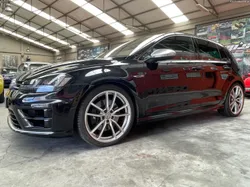 VW Golf R