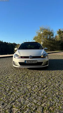 VW Golf GTI Performance