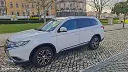 Mitsubishi Outlander 2.2 DI-D Instyle Navi