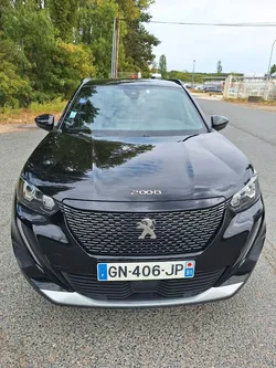 Peugeot 2008 allure 1.2 130 1ere main...