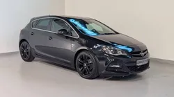OPEL ASTRA 1.6 Turbo OPC-Line 170ch – Phares Xénon, GPS, Sièges Cuir Chauffants