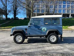 Land Rover Defender 90 2.5 TDi Metal Top