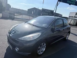 Jolie Peugeot 207 1.6l HDI félin 3 port 5 place garantie , six mois