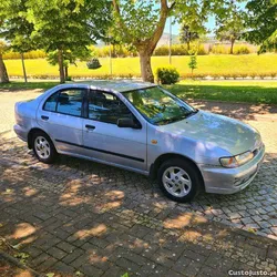 Nissan Almera 16 v gasolina