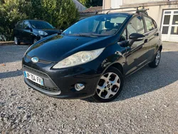 Ford Fiesta Titanium 1.6 120 ch Essence – Distribution neuve – Climatisation automatique