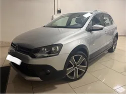 VW polo cross 1.6 tdi 2010 119 000 kms parfait état véhicule suivi