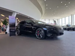 Audi e-tron S6 AVANT 370KW (503CH) 55 E